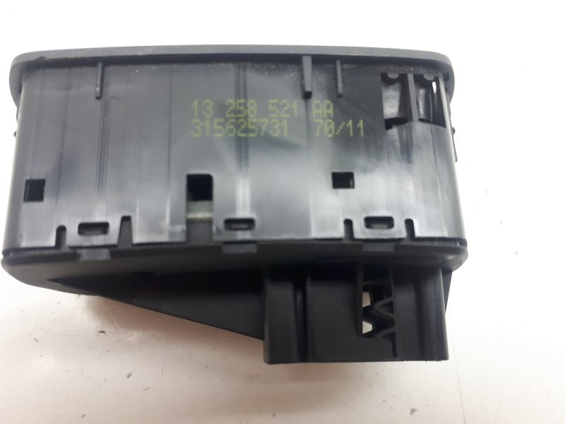 Recambio de mando elevalunas delantero izquierdo para opel corsa d color edition referencia OEM IAM 13258521AA 315625731 