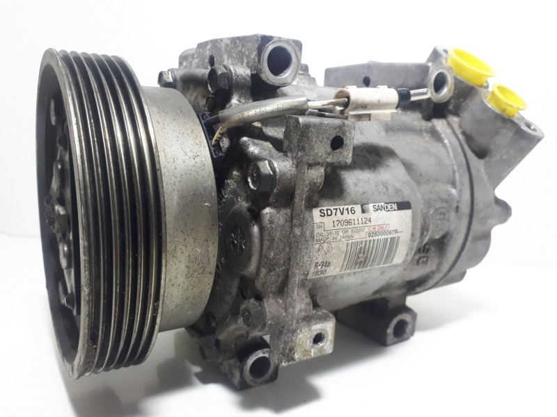 Recambio de compresor aire acondicionado para dacia duster ambiance 4x2 referencia OEM IAM 926000097R 1830 