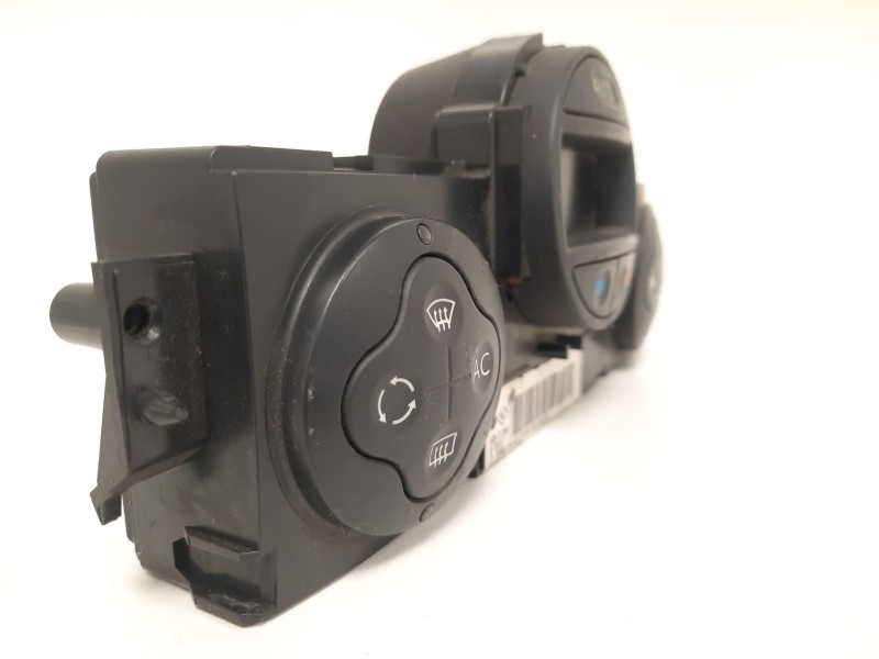 Recambio de mando climatizador para renault megane ii berlina 3p 1.5 dci diesel referencia OEM IAM 8200344840  