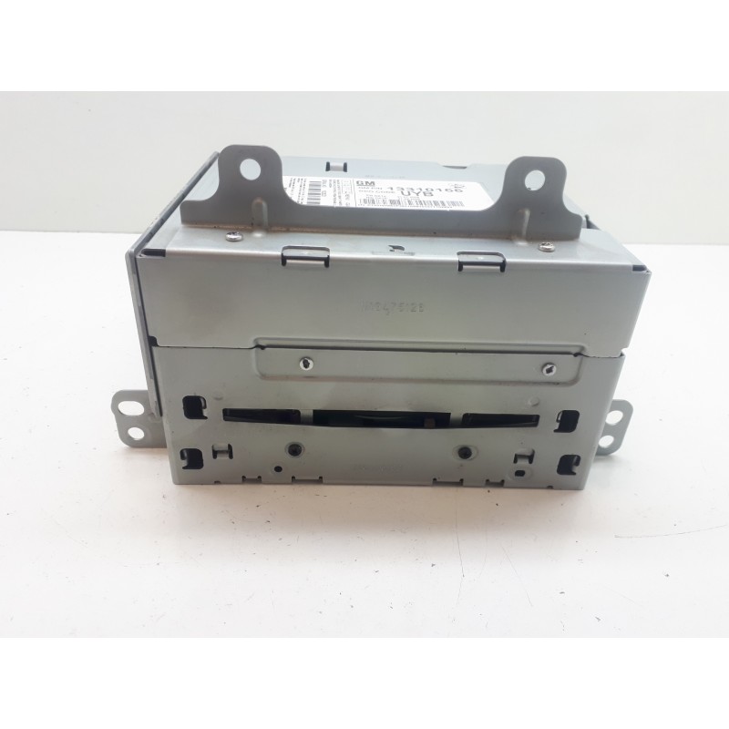 Recambio de sistema audio / radio cd para opel insignia berlina cosmo referencia OEM IAM 13310166  