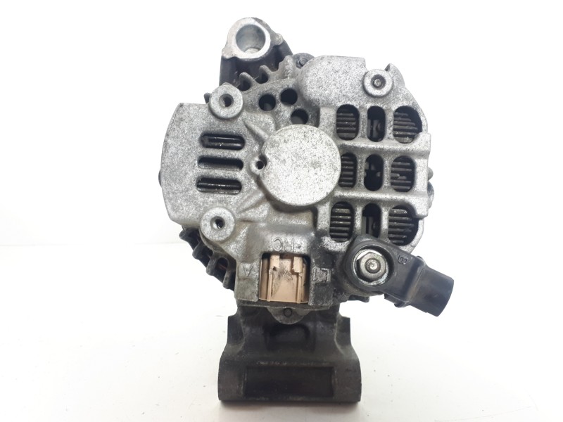 Recambio de alternador para ford fusion (cbk) ambiente referencia OEM IAM 2S6T10300CB A005TA7692 70A