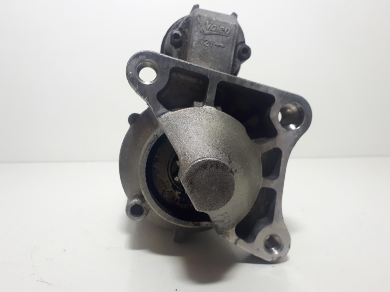 Recambio de motor arranque para dacia duster ambiance 4x2 referencia OEM IAM 8200266777E TS10E3 